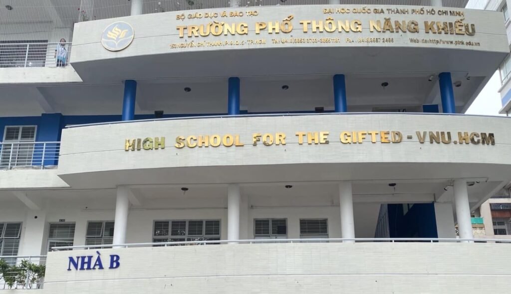 Mình Chọn Học Phổ Thông Năng Khiếu